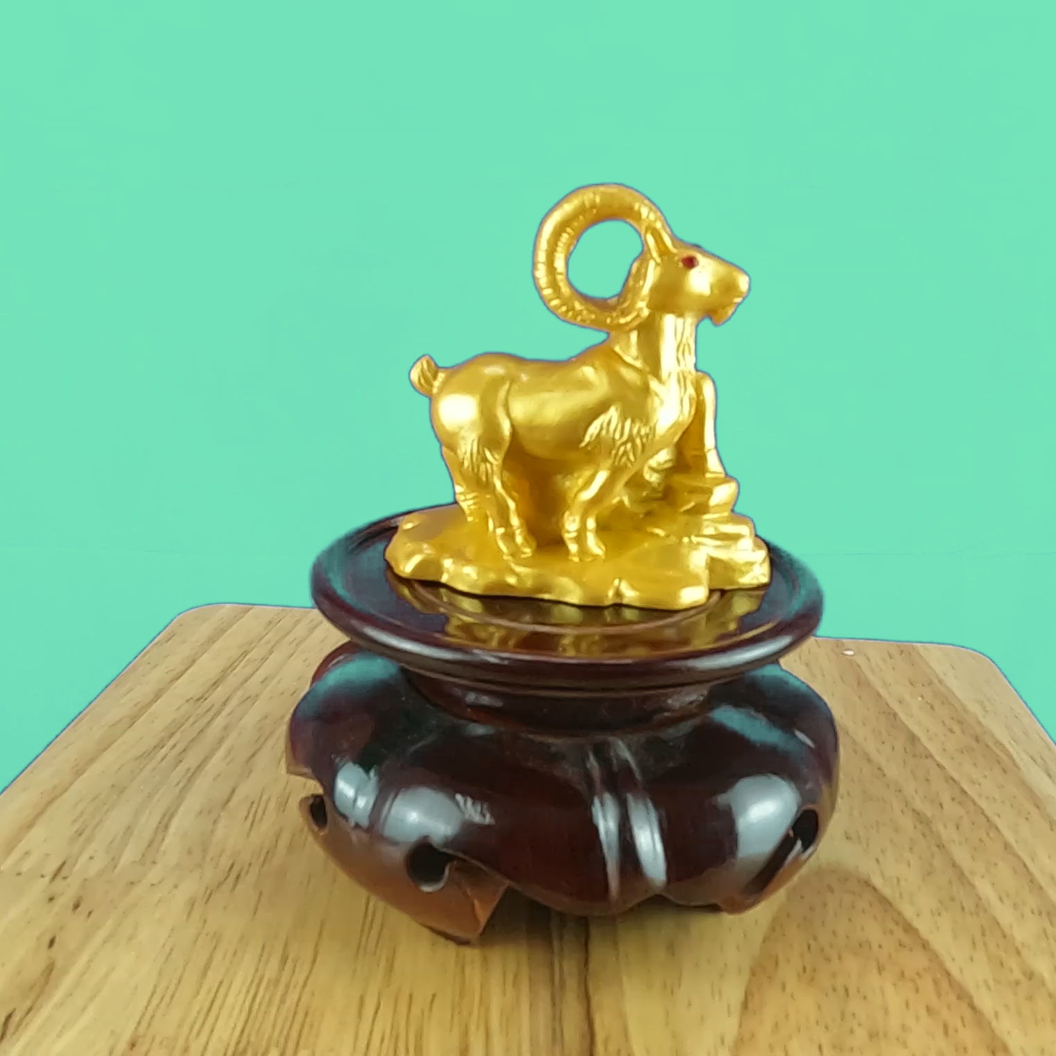 12 Con Giáp: Mùi- Hoàng Kim