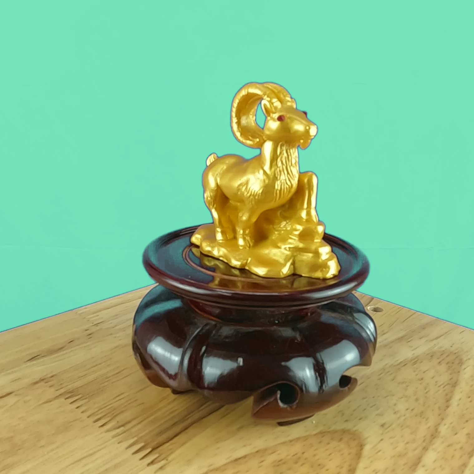 12 Con Giáp: Mùi- Hoàng Kim